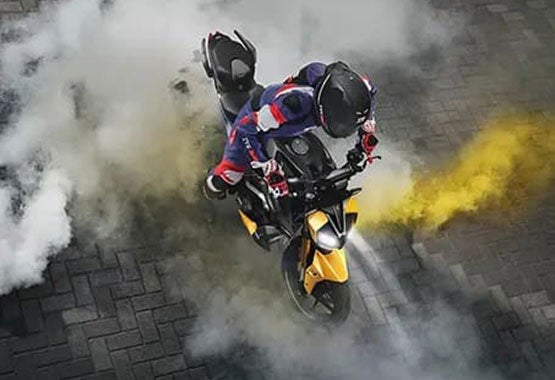 Apache_RTR_310_Adaptive-Cyber-Headlamp